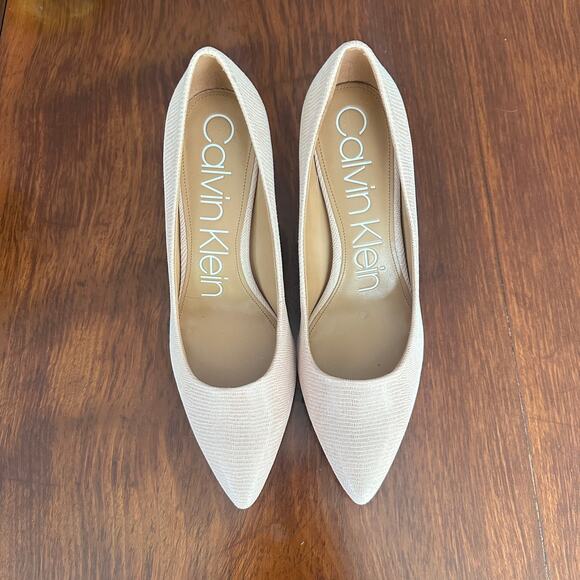 Calvin Klein Kamara Sz 9 Nude Peach Blush Snakeprint Pumps Heels - Picture 2 of 9